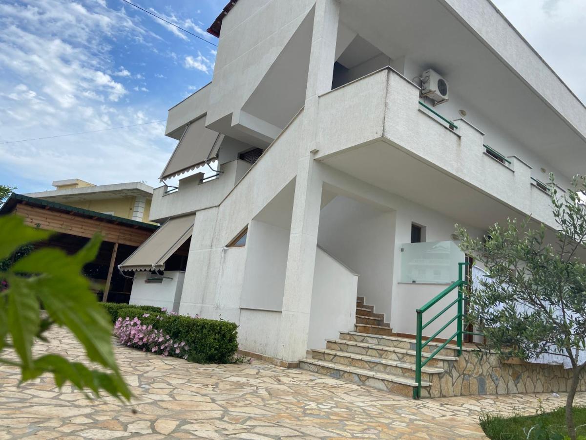 Apartment Ergys